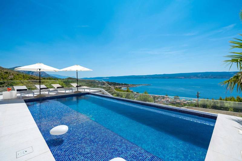 Villa Chameleon mit Pool Split