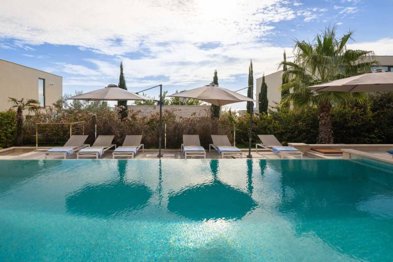 Luxusvilla Skyfall mit Pool Primošten