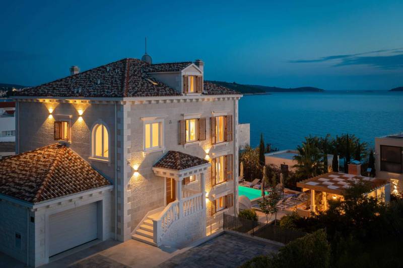 Luxusvilla Skyfall mit Pool Primošten