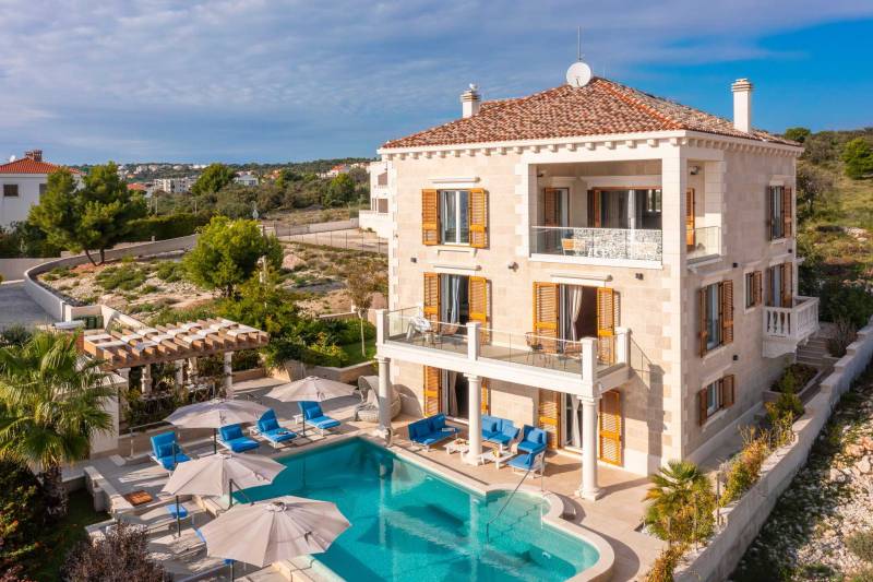 Luxusvilla Skyfall mit Pool Primošten