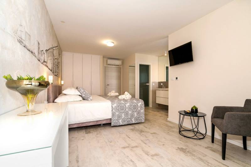 Vila Atlantis na Plaži s Bazenom Trogir
