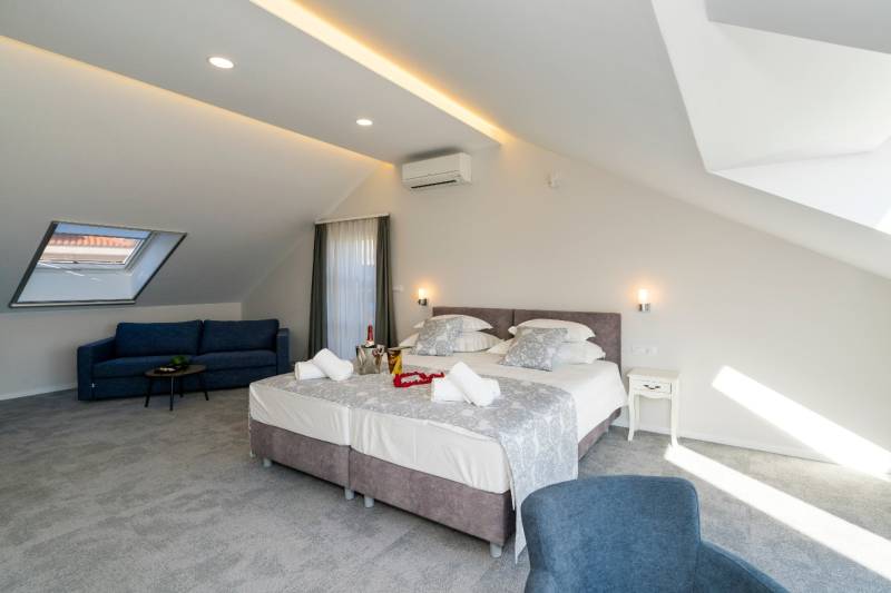 Vila Atlantis na Plaži s Bazenom Trogir