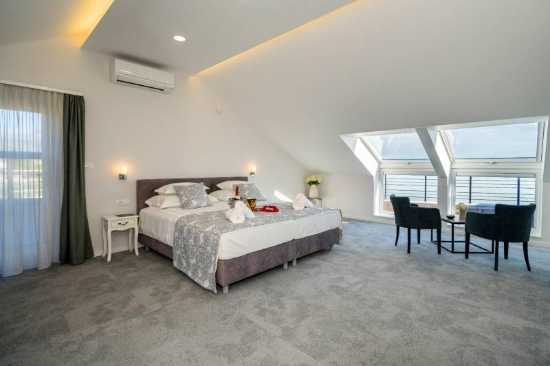 Vila Atlantis na Plaži s Bazenom Trogir