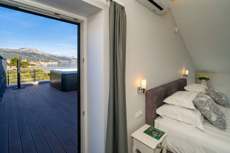 Vila Atlantis na Plaži s Bazenom Trogir