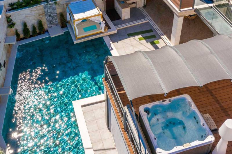 Villa Arbanessa mit beheiztem Pool Trogir