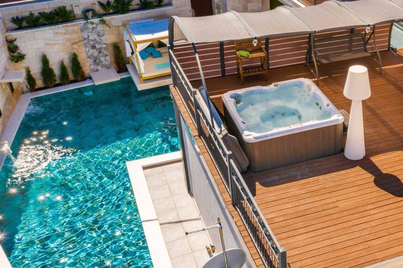 Villa Arbanessa mit beheiztem Pool Trogir