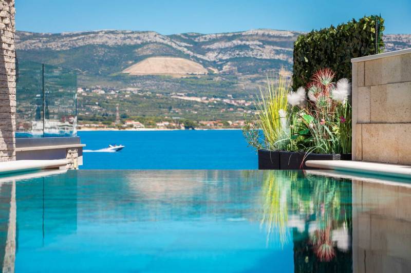 Villa Arbanessa mit beheiztem Pool Trogir