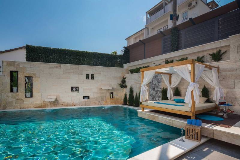 Villa Arbanessa mit beheiztem Pool Trogir