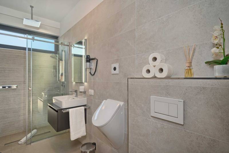 Villa Surfline mit Pool Primošten