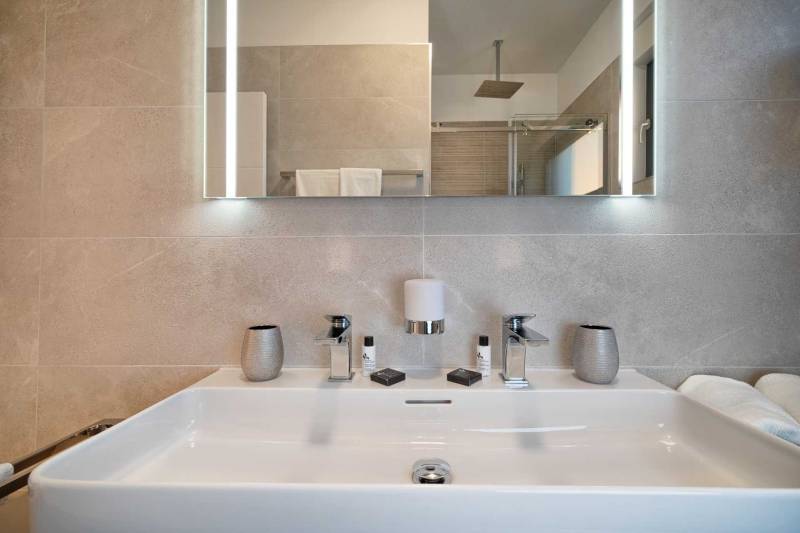 Villa Surfline mit Pool Primošten