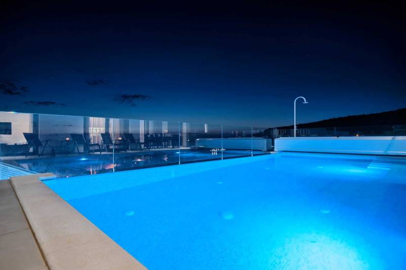 Villa Surfline mit Pool Primošten