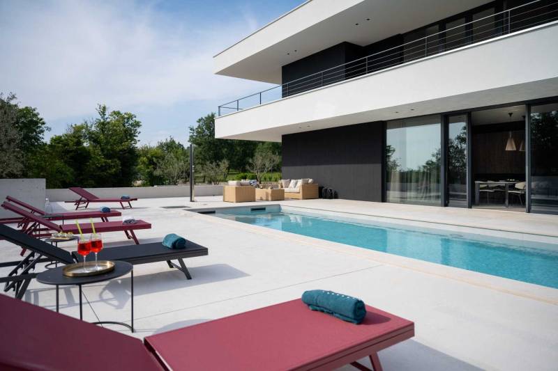 Luxury Villa Sylva with Pool Motovun