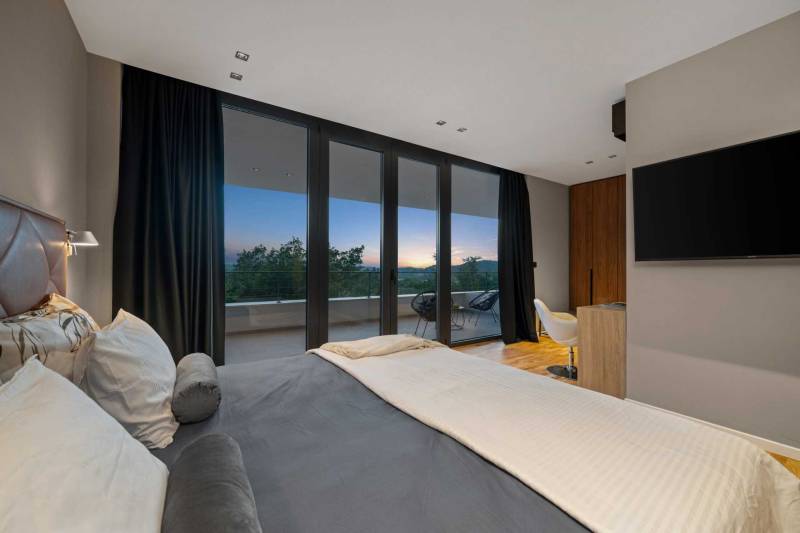Luxury Villa Sylva with Pool Motovun