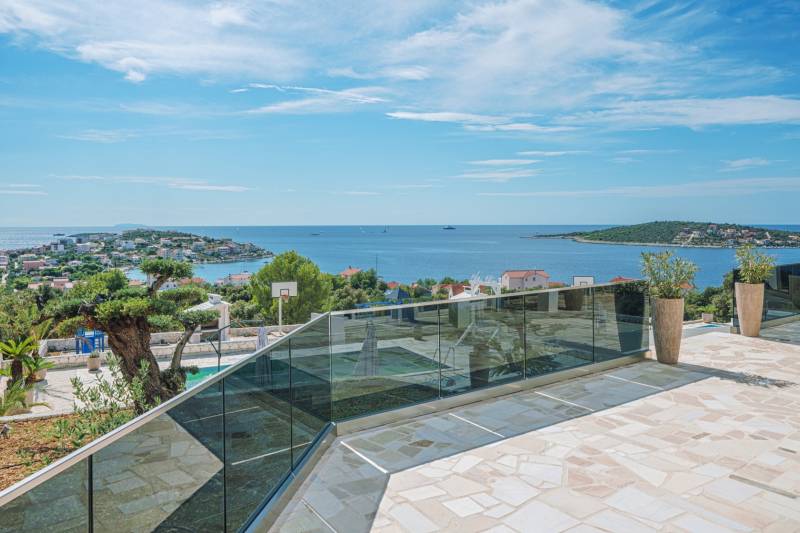 Willa Regina Azzurra z Basenem Trogir
