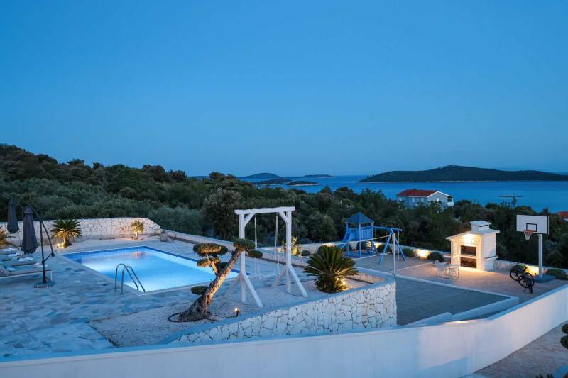 Willa Regina Azzurra z Basenem Trogir