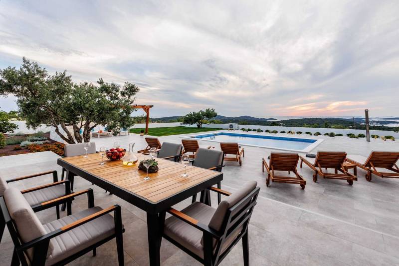 Villa Volare with Pool Primošten