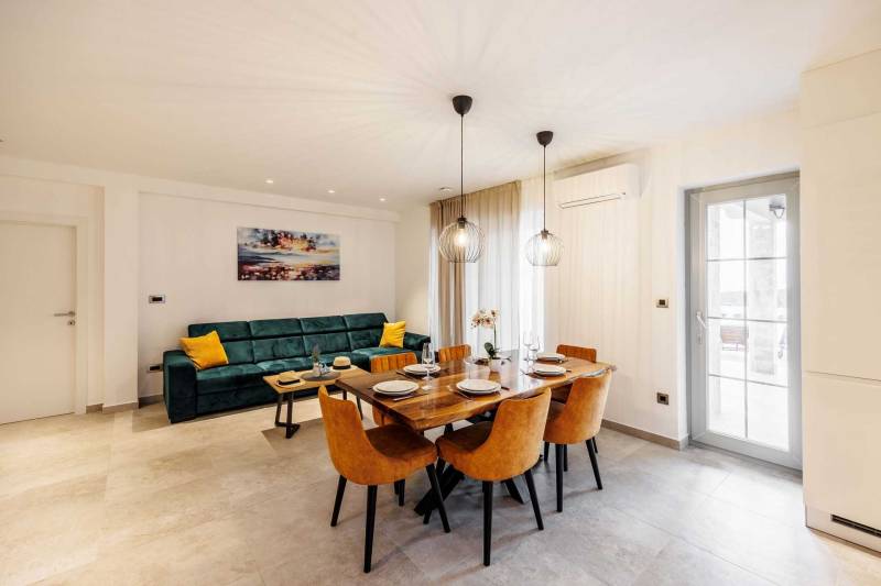 Villa Volare with Pool Primošten
