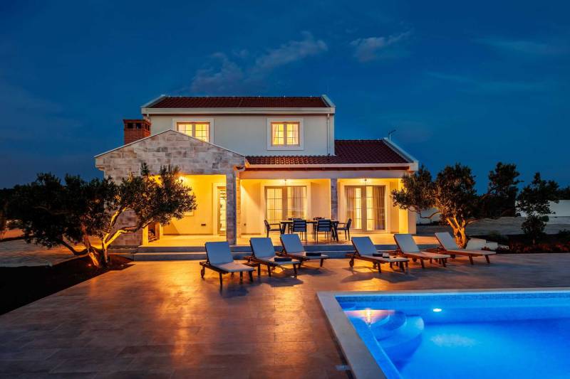 Villa Volare with Pool Primošten
