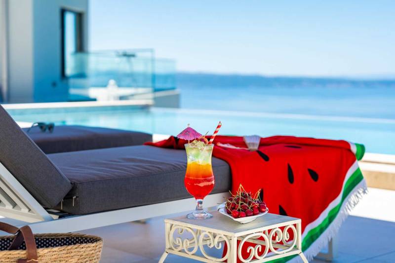 Villa Naaria mit Pool Split