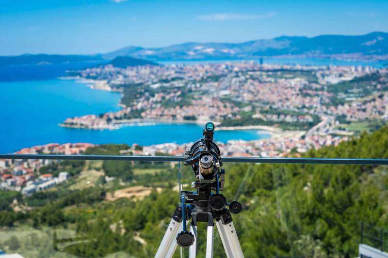 Villa Naaria mit Pool Split