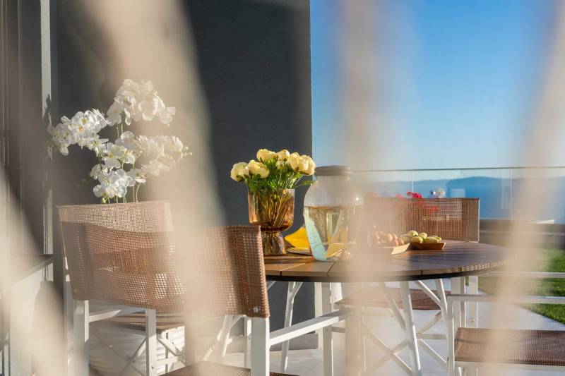 Villa Naaria mit Pool Split