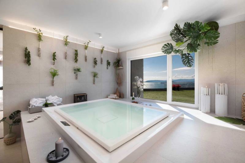 Villa Naaria mit Pool Split
