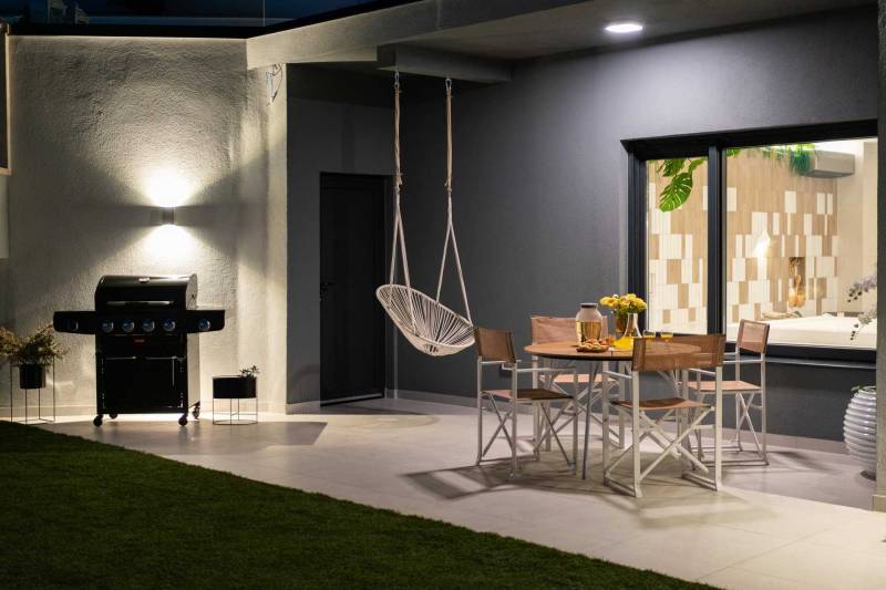 Villa Naaria mit Pool Split