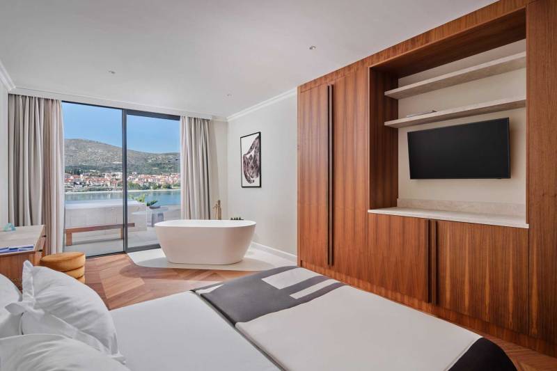 Luksuzna Vila Lunea s Bazenom VI Trogir
