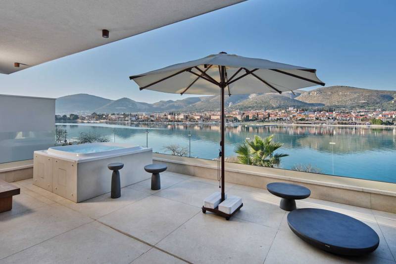 Luksuzna Vila Lunea s Bazenom VI Trogir