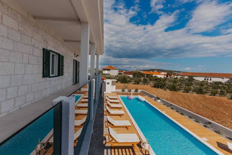 Villa Del Tempo with Pool Trogir