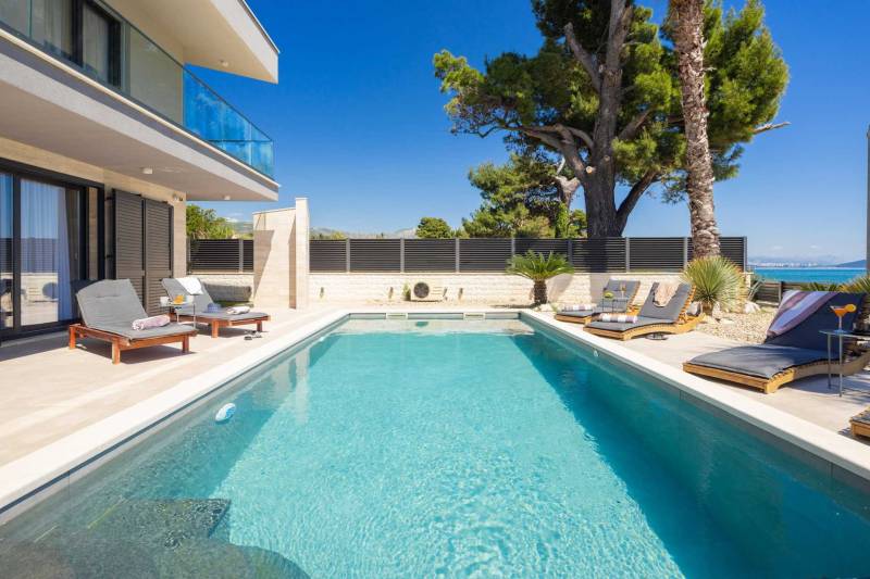 Strandvilla Tota med Basseng Trogir