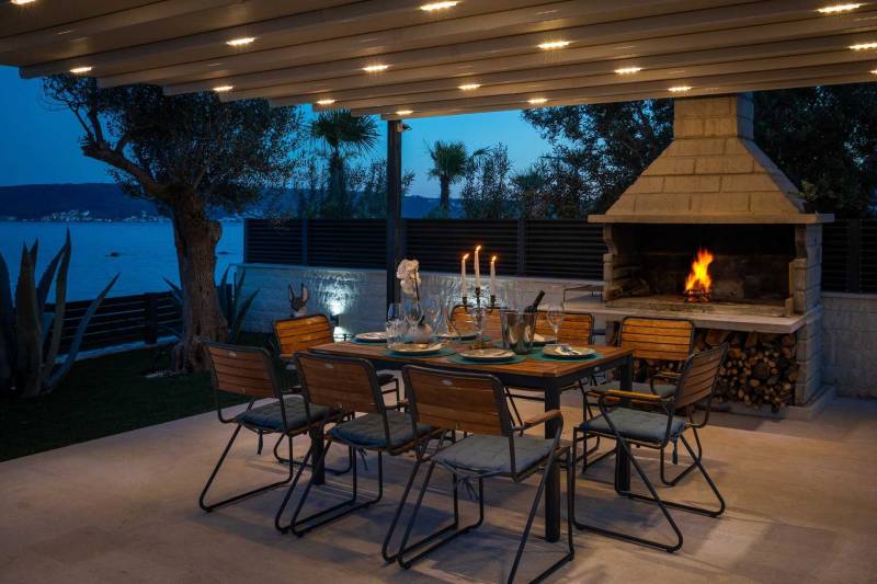 Strandvilla Tota med Basseng Trogir
