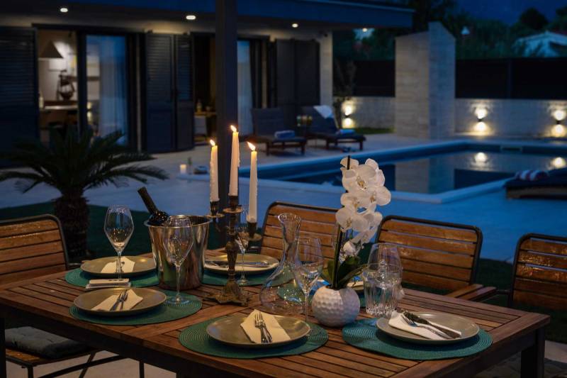 Strandvilla Tota med Basseng Trogir