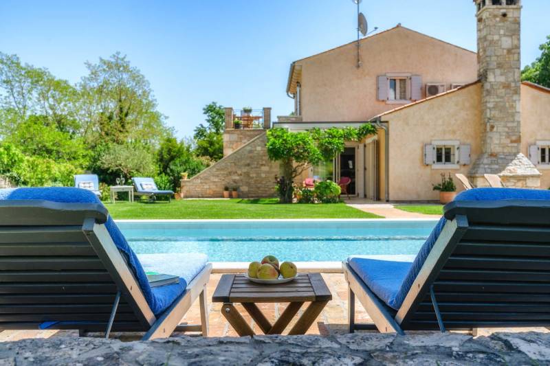 Holiday Home Green Escape with Pool Pula