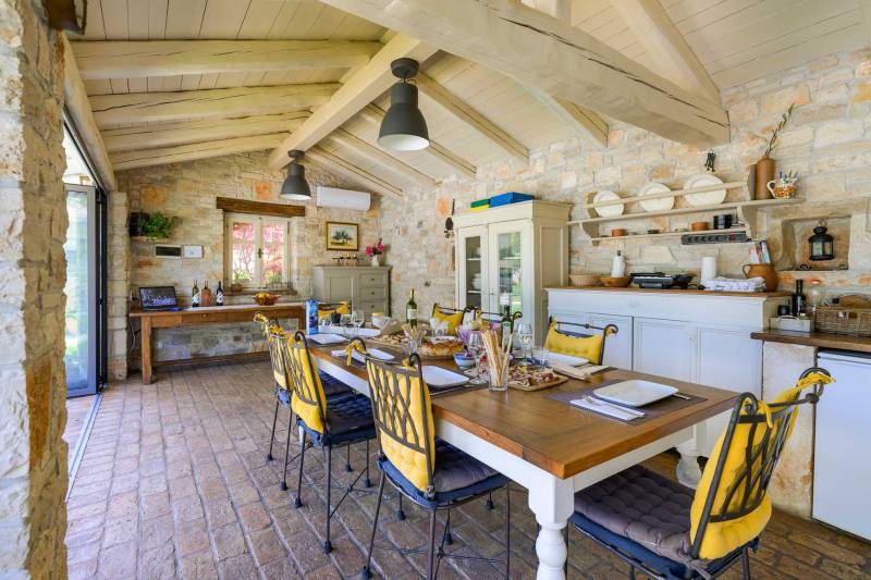 Holiday Home Green Escape with Pool Pula