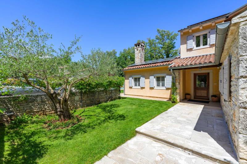 Holiday Home Green Escape with Pool Pula