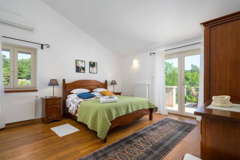 Holiday Home Green Escape with Pool Pula
