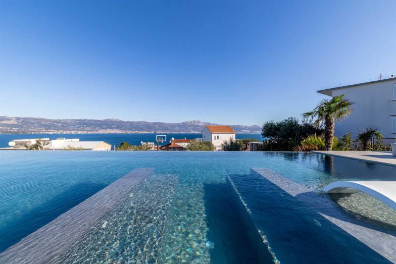 Luksusvilla Navisus med Basseng Trogir