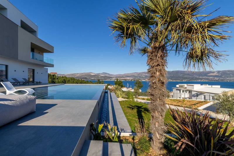 Luksusvilla Navisus med Basseng Trogir