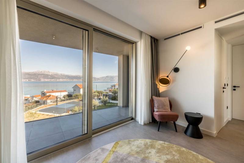 Luksusvilla Navisus med Basseng Trogir