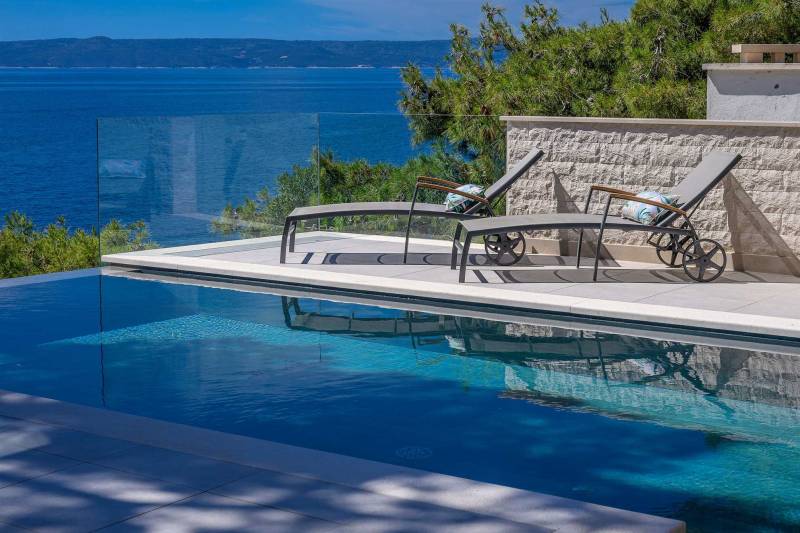 Luxury Villa Sogno Bianco with Infinity Pool Brač