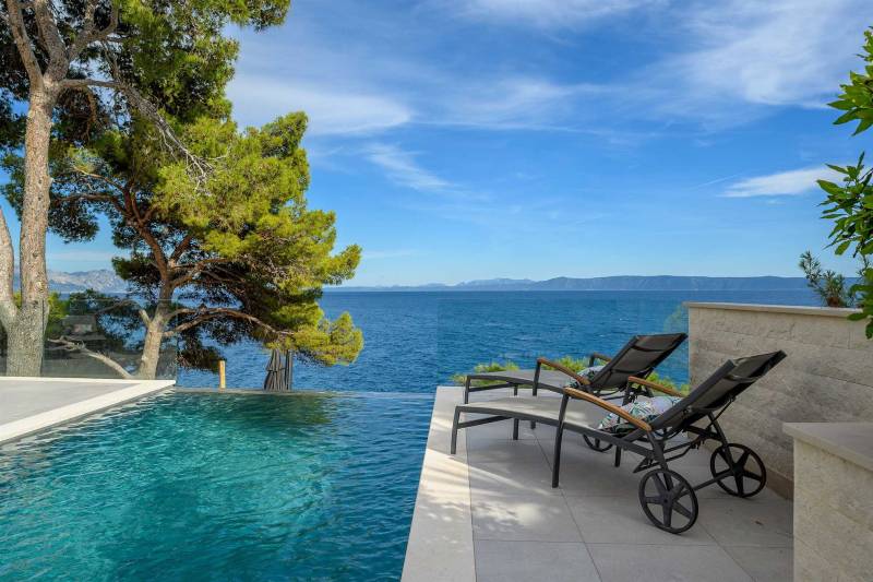 Luxury Villa Sogno Bianco with Infinity Pool Brač