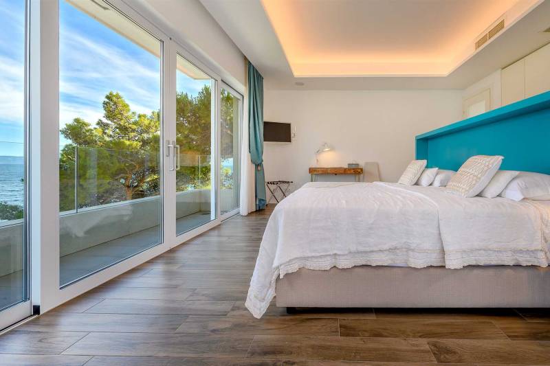 Luxury Villa Sogno Bianco with Infinity Pool Brač