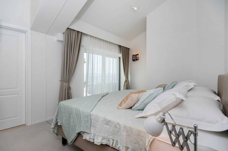 Luxury Villa Sogno Bianco with Infinity Pool Brač