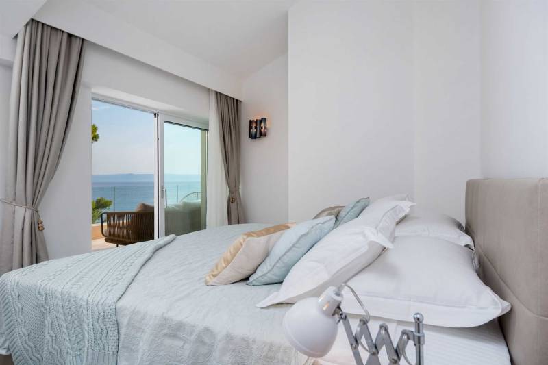 Luxury Villa Sogno Bianco with Infinity Pool Brač