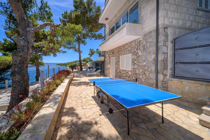 Luxury Villa Sogno Bianco with Infinity Pool Brač