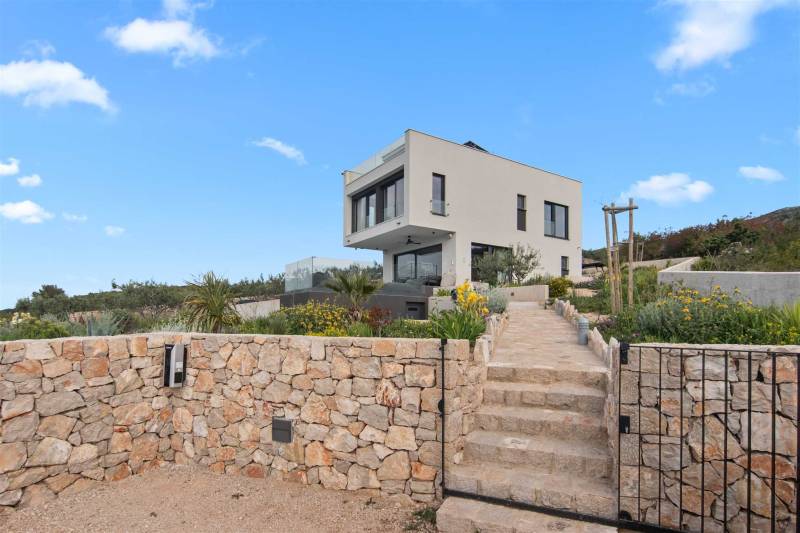 Villa Skysail with Heated Pool Hvar