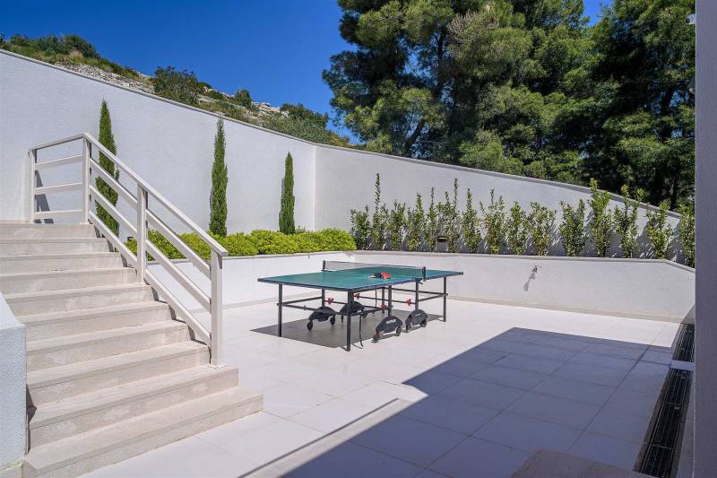 Luxusvilla Fly me to the Moon mit Pool Brač