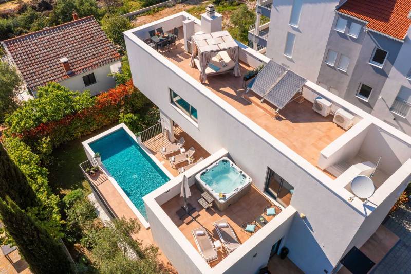 Vila Dare to Dream s Bazenom Trogir