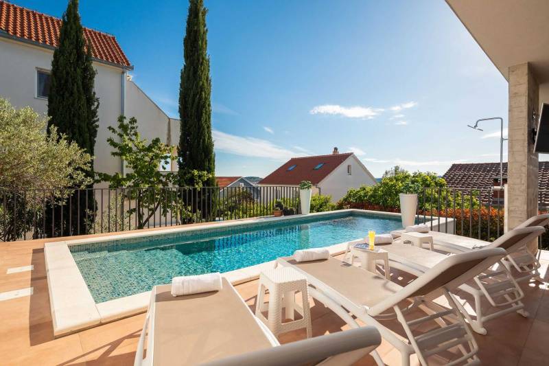 Vila Dare to Dream s Bazenom Trogir